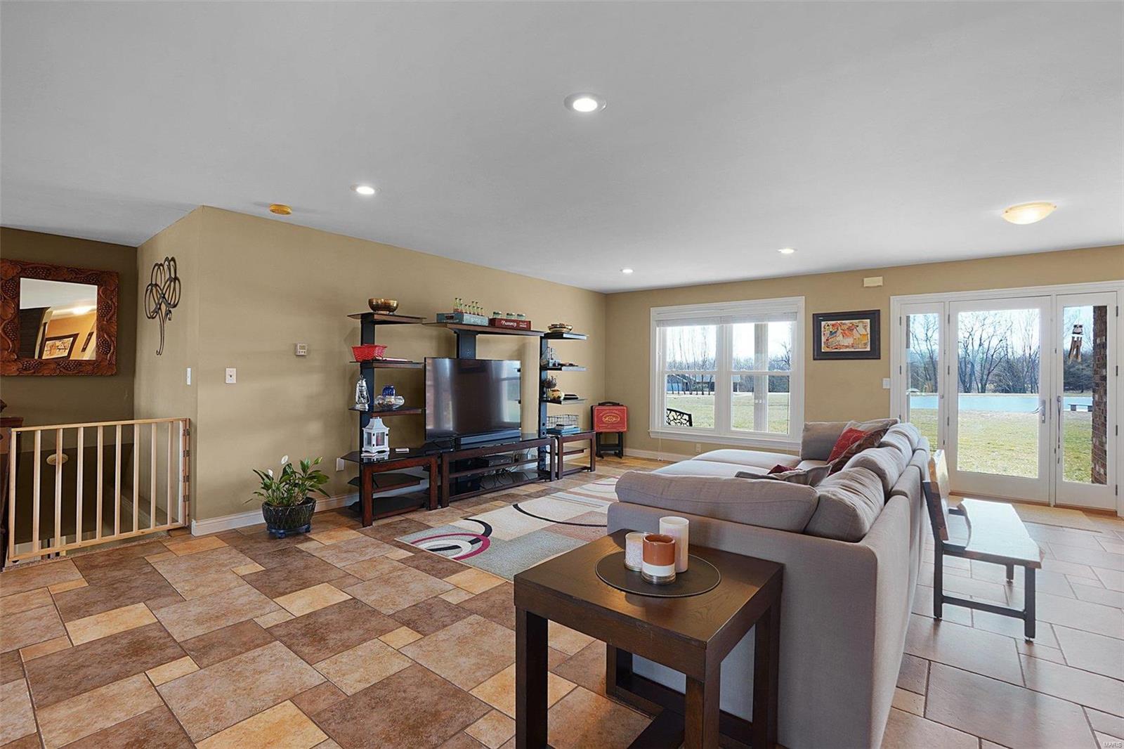 West Plains Estate #1 - Residential