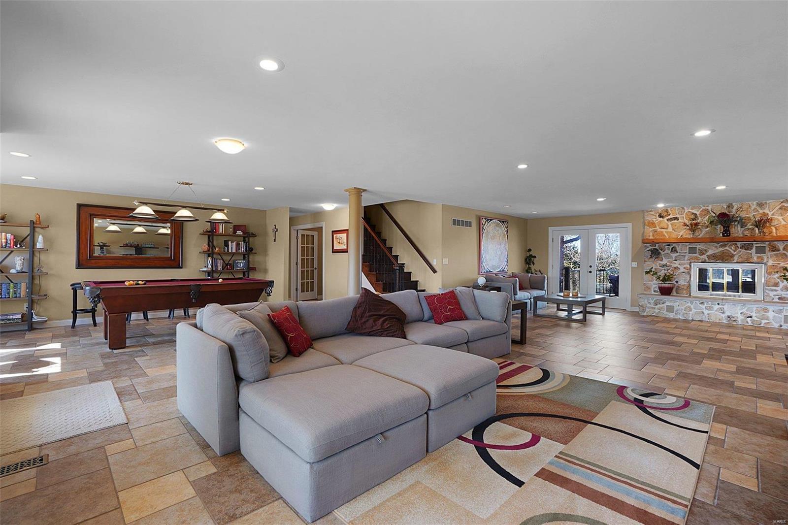 West Plains Estate #1 - Residential