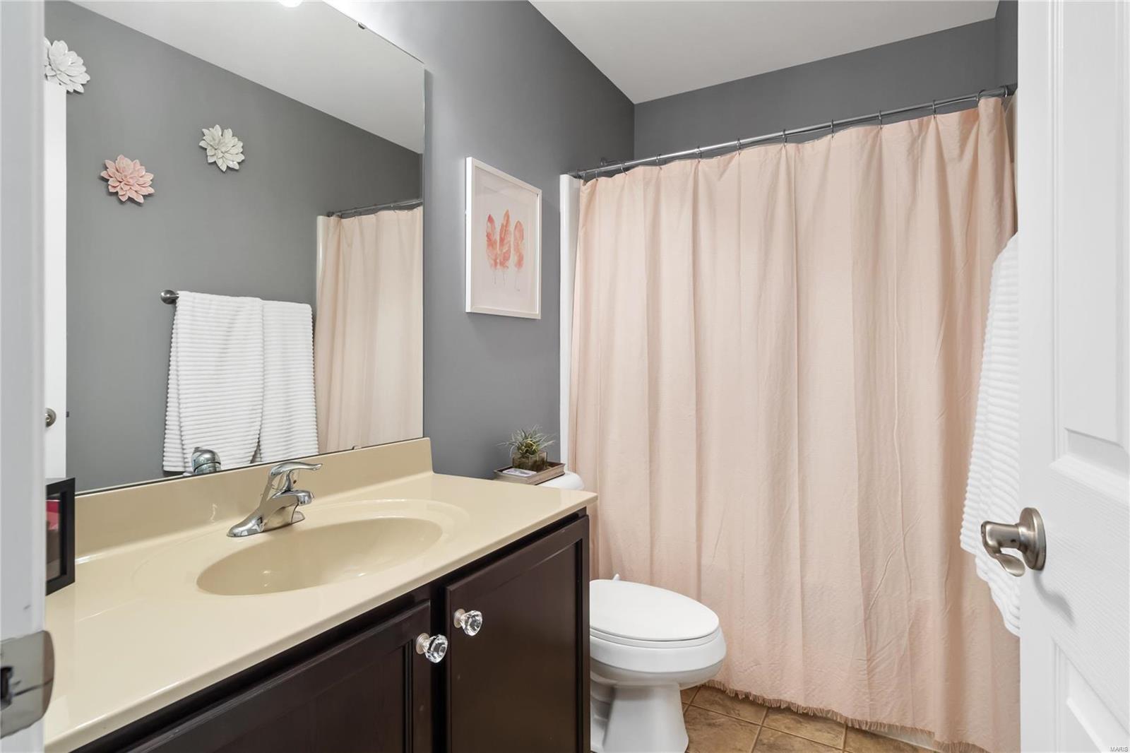 Strawberry Ridge - Residential
