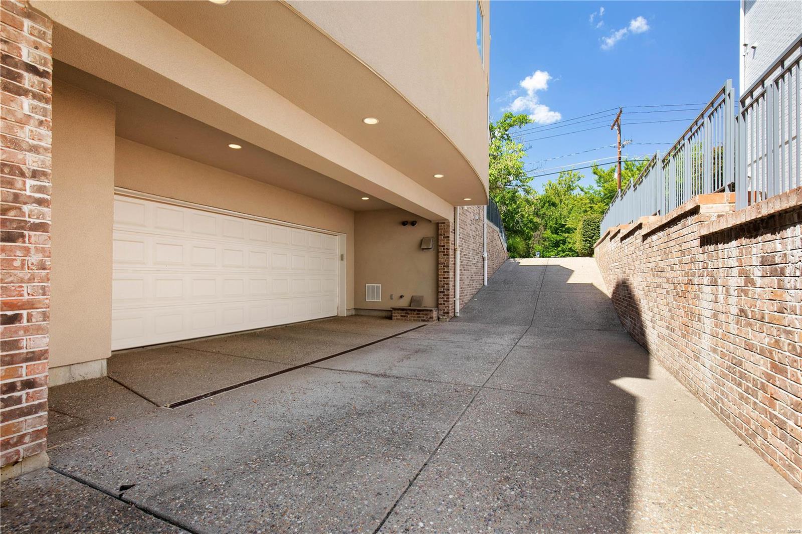 Clayton Gardens 4 - Residential