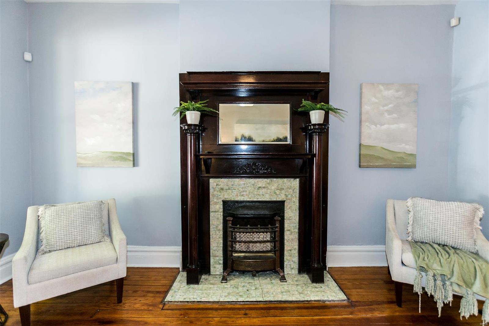 St Louis, Missouri 63104, United States, 2 Bedrooms Bedrooms, ,2 BathroomsBathrooms,Residential,Pending,44337