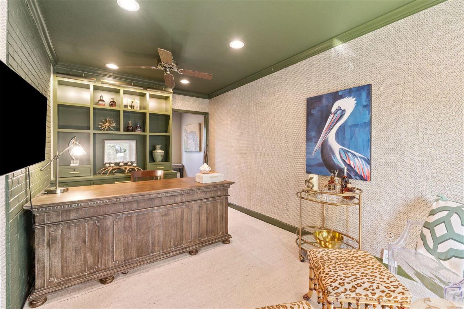 Davis Place - Residential