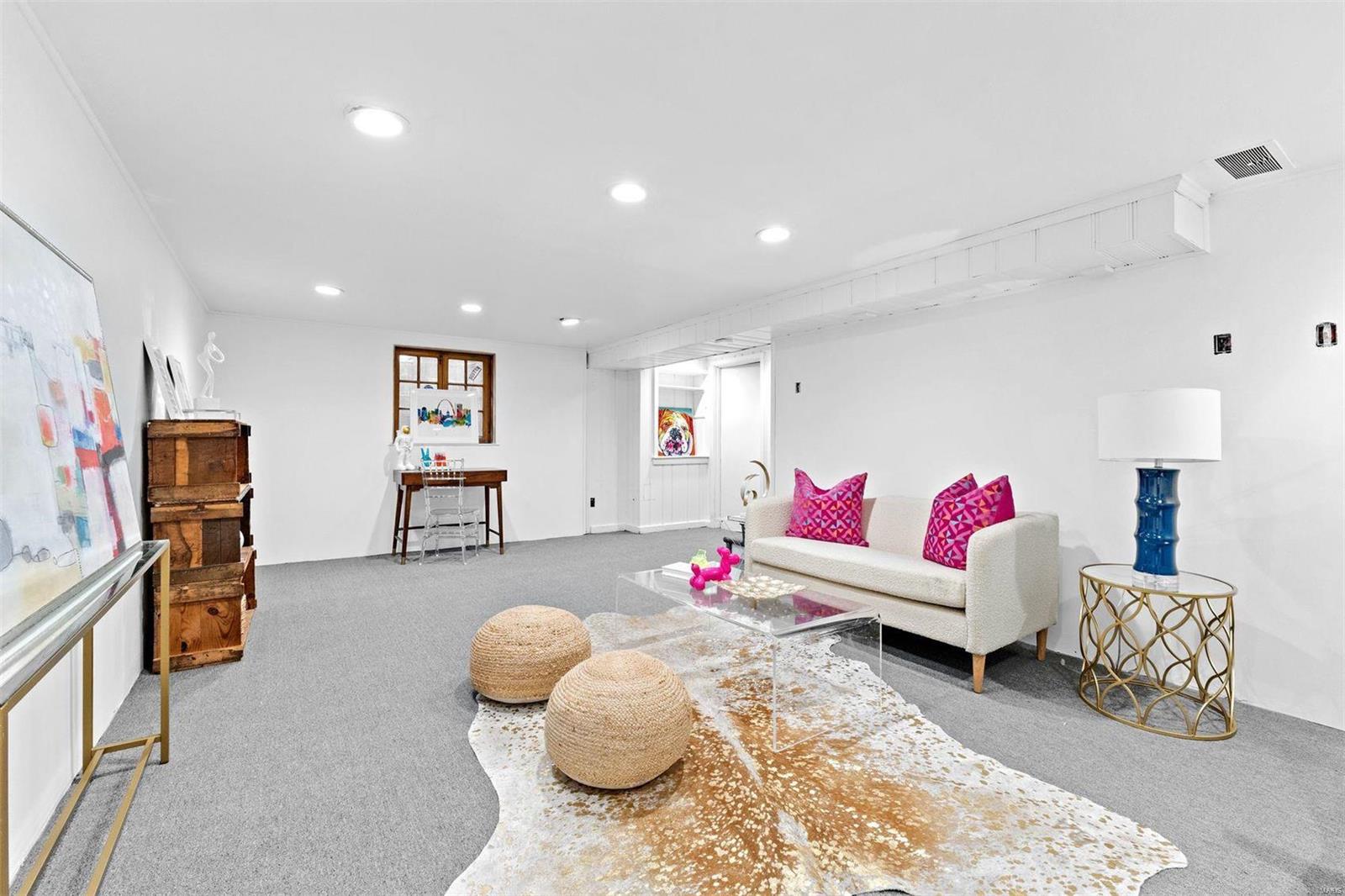 Davis Place - Residential