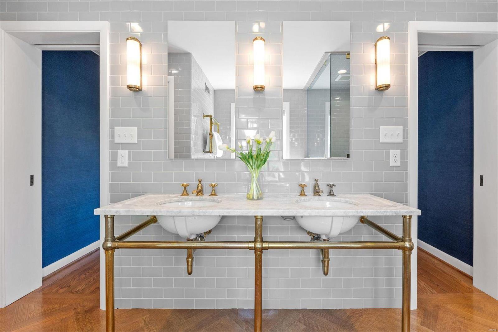 Davis Place - Residential