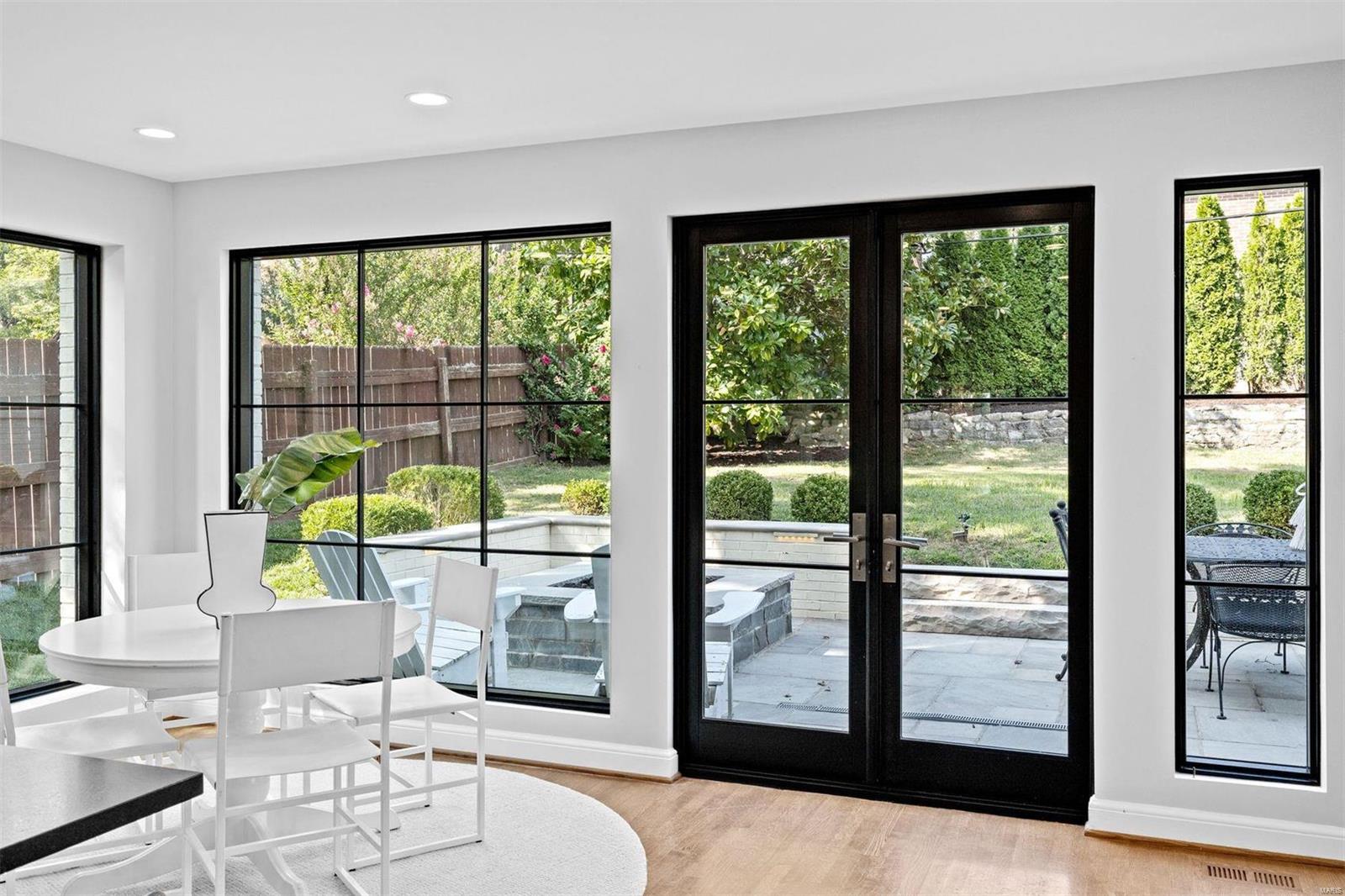 Davis Place - Residential