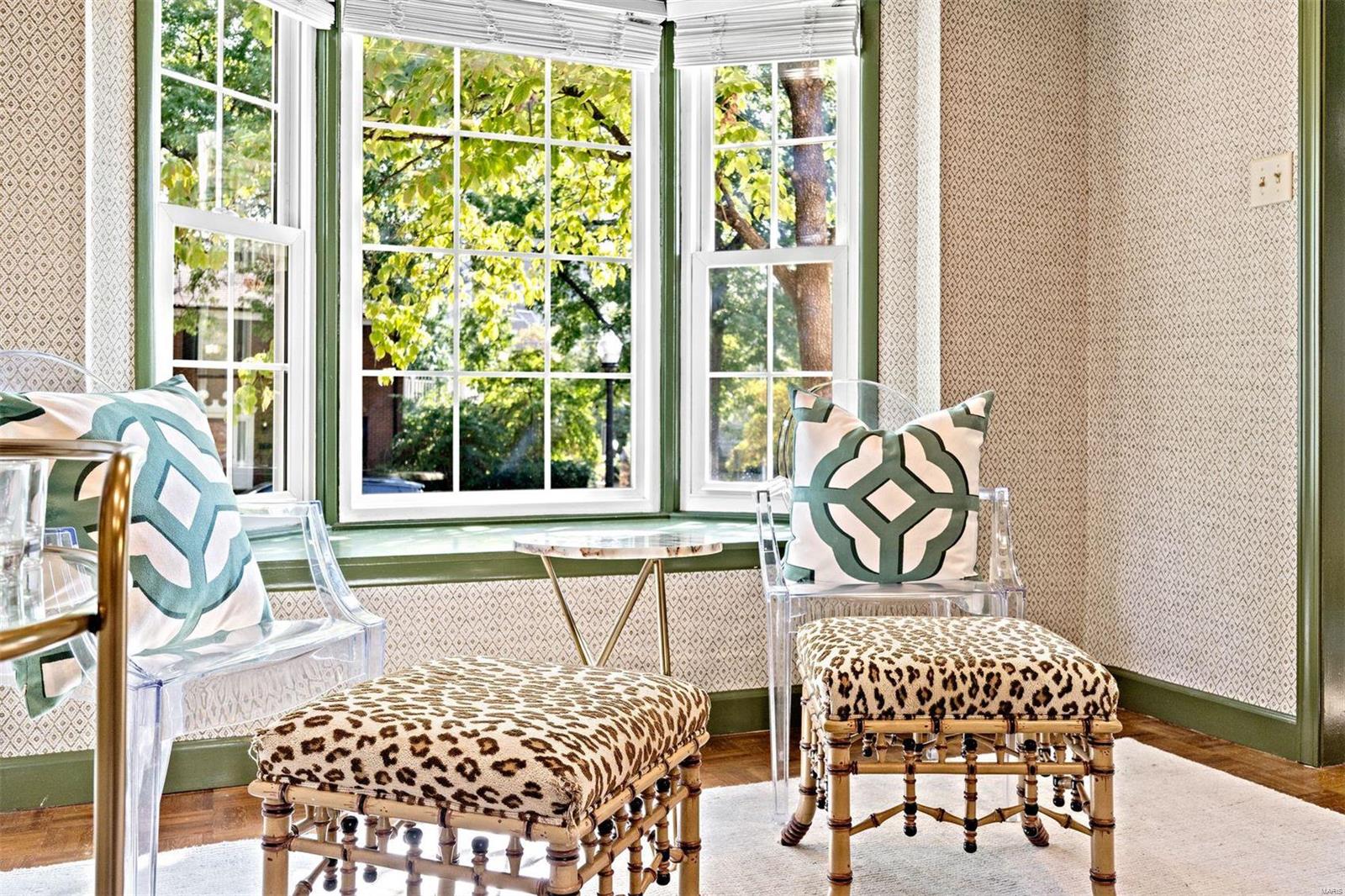 Davis Place - Residential