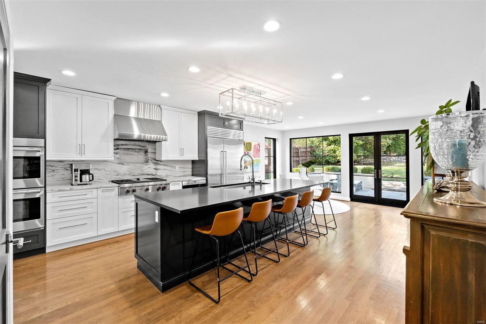 Davis Place - Residential