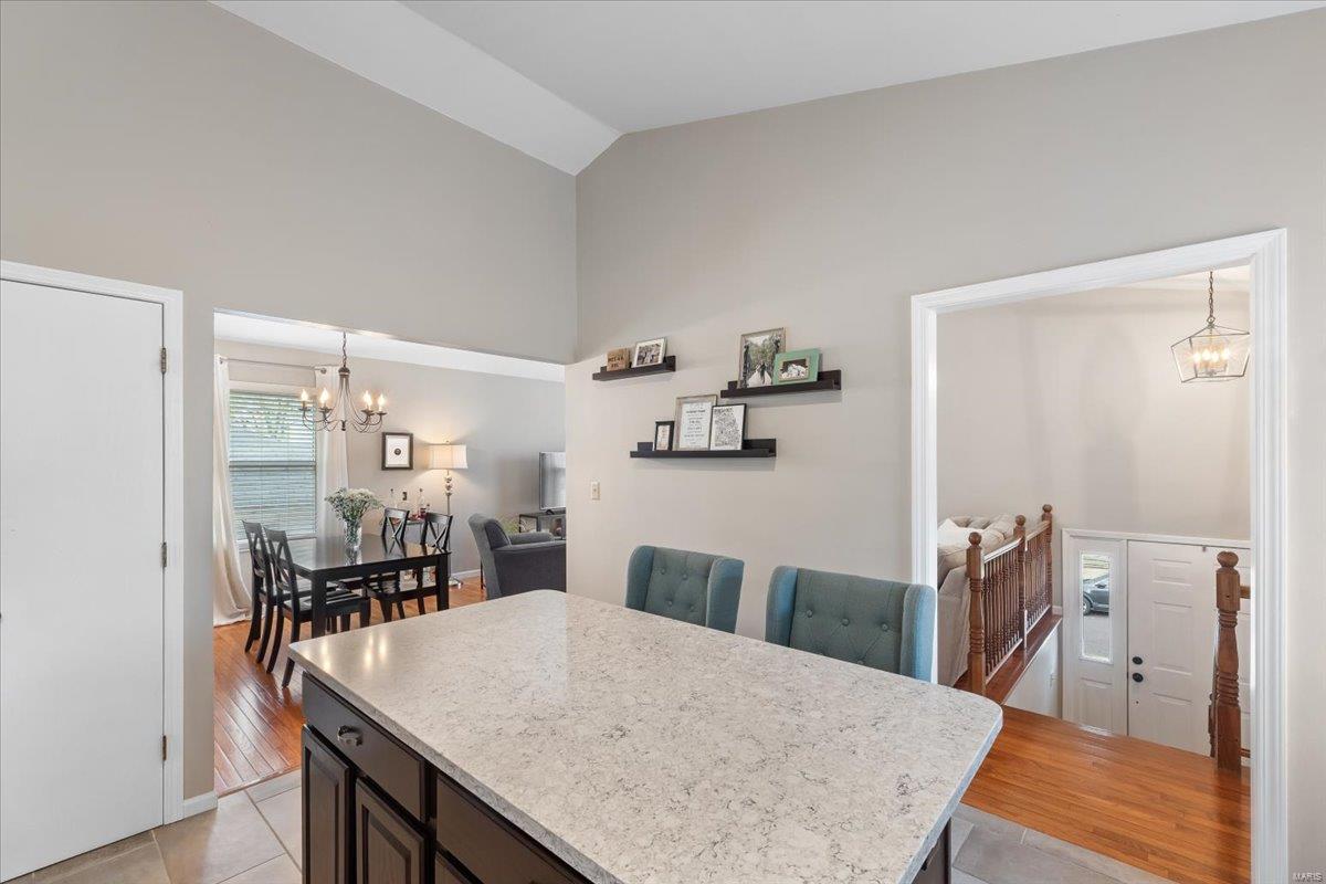 St Louis, Missouri 63119, United States, 3 Bedrooms Bedrooms, ,3 BathroomsBathrooms,Residential,Pending,110381