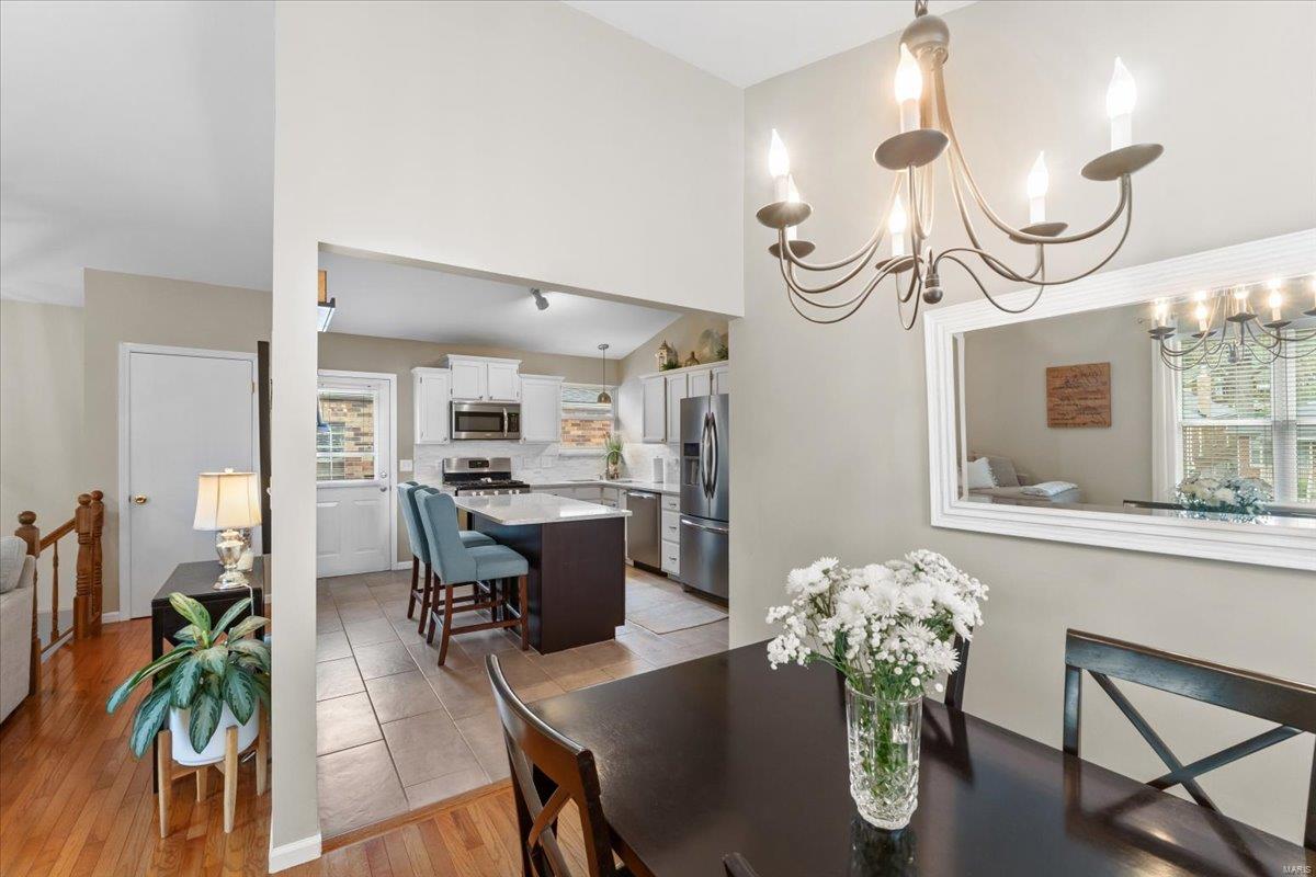 St Louis, Missouri 63119, United States, 3 Bedrooms Bedrooms, ,3 BathroomsBathrooms,Residential,Pending,110381