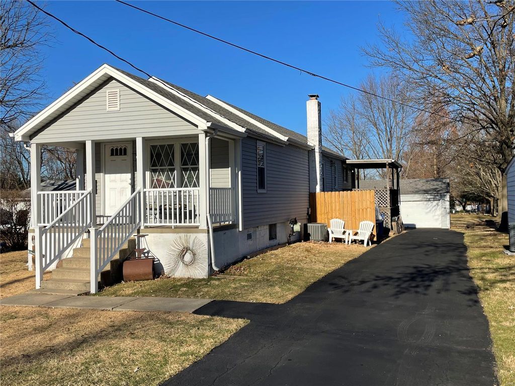 915 Saint Joseph Street, Florissant, Missouri Single Family Home