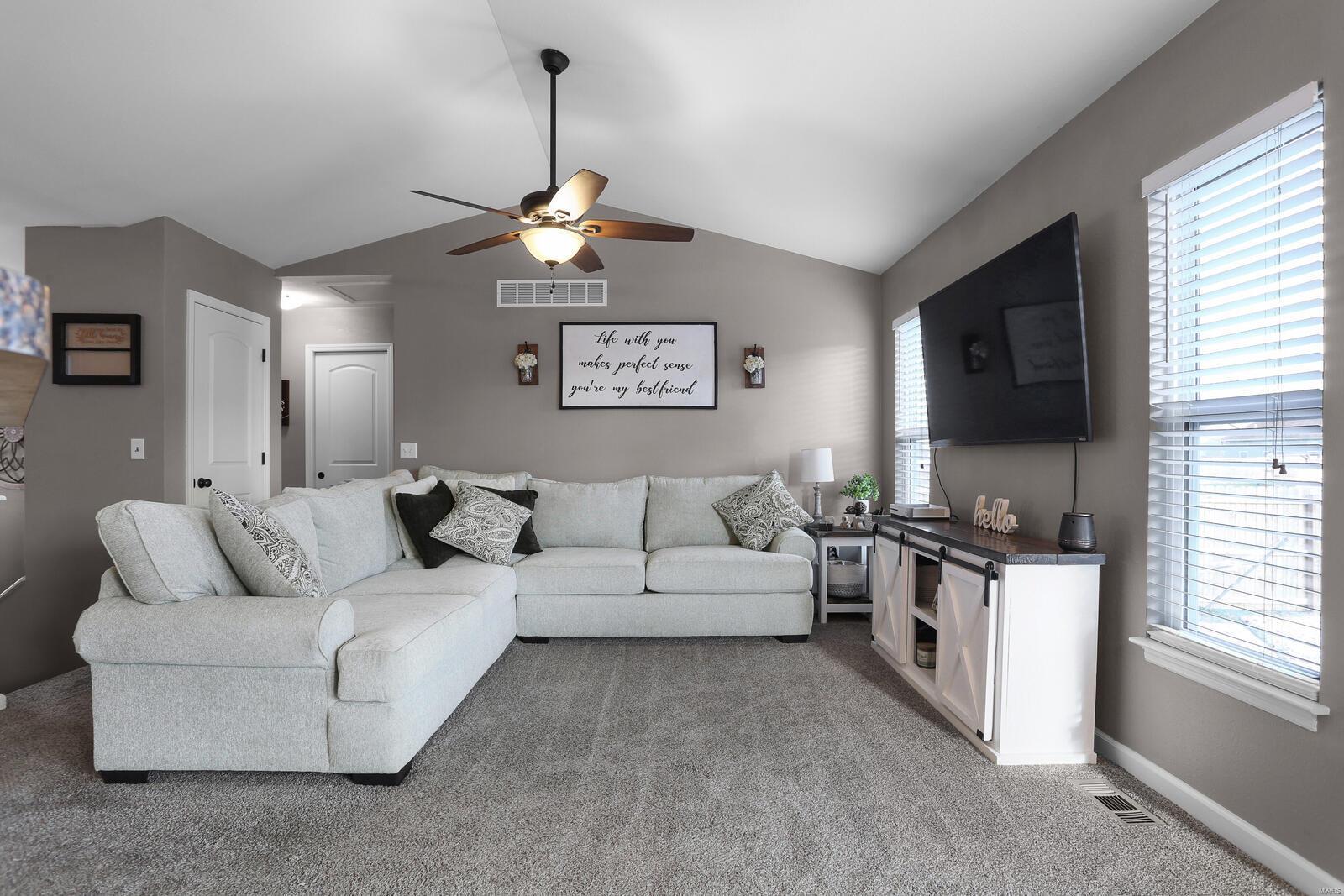 Twin Pines - Residential
