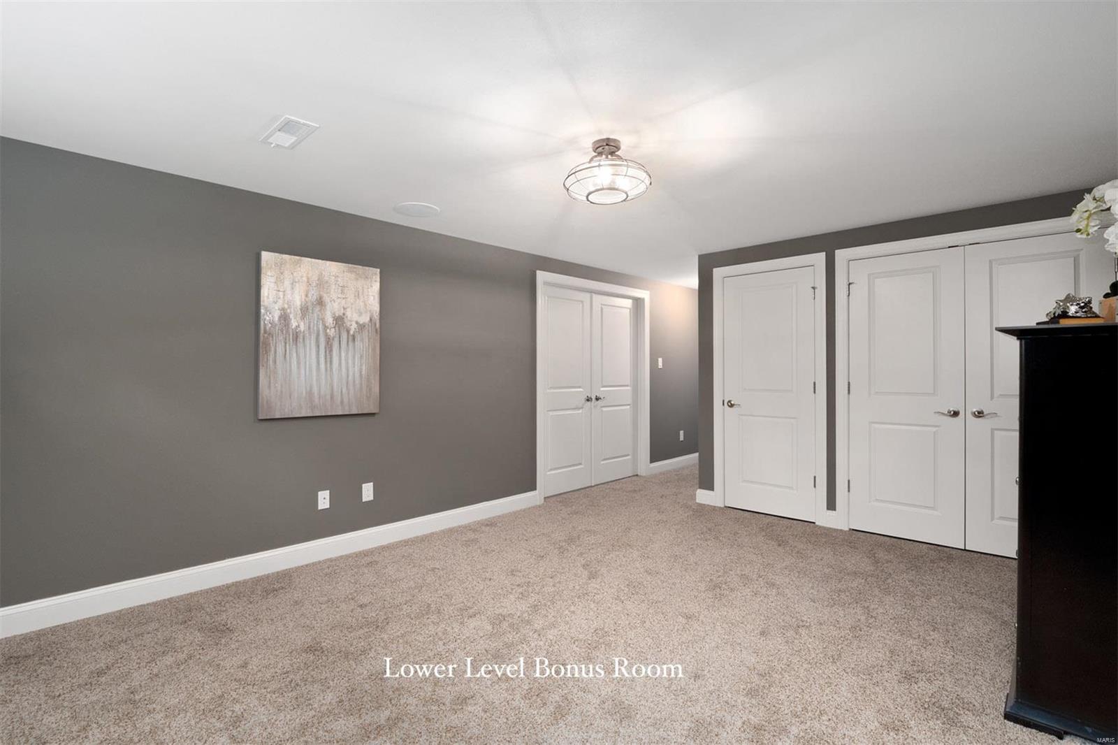 Enclave Bellerive Seven - Residential