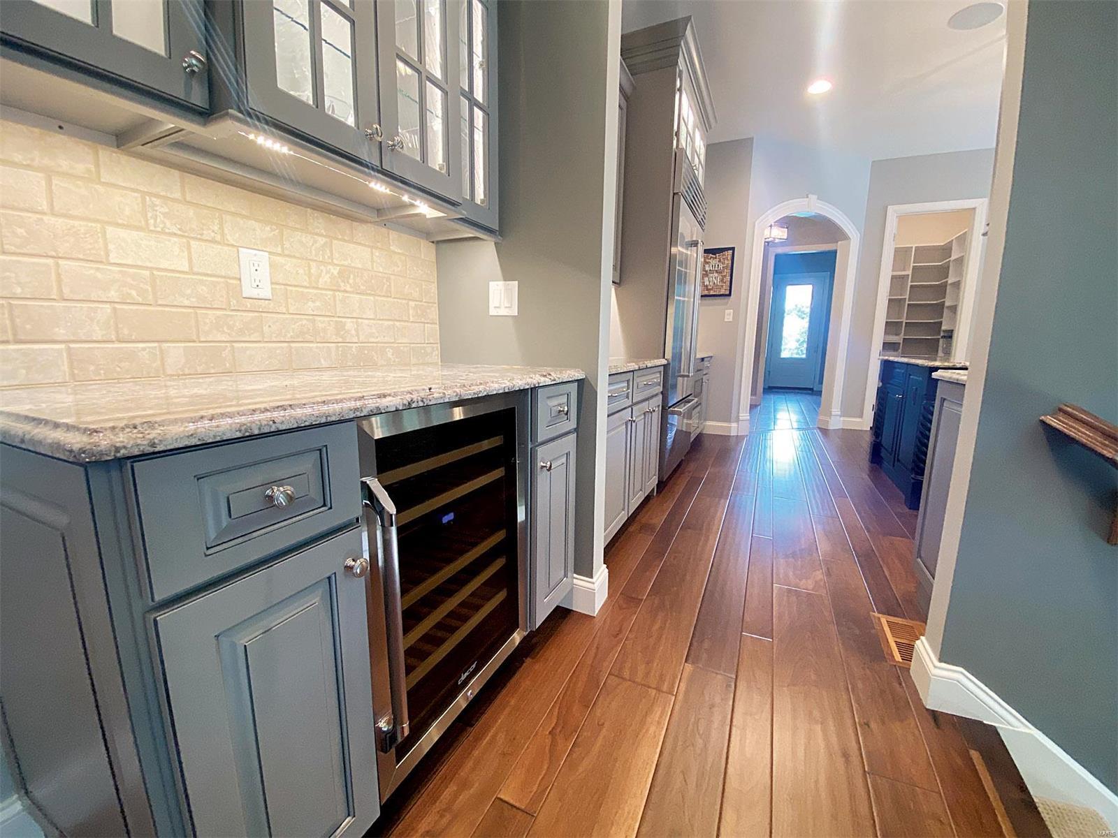 Enclave Bellerive Seven - Residential