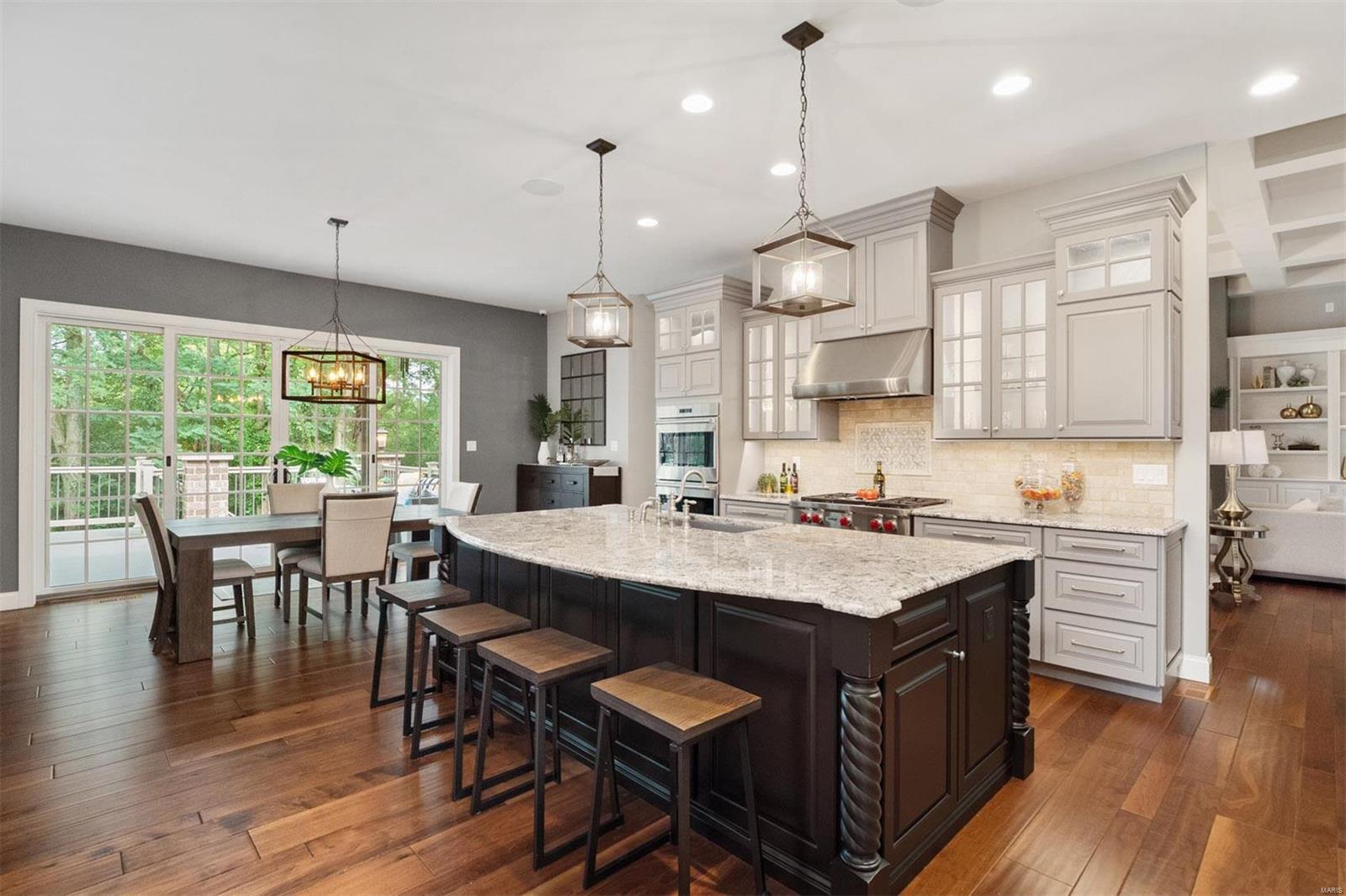 Enclave Bellerive Seven - Residential