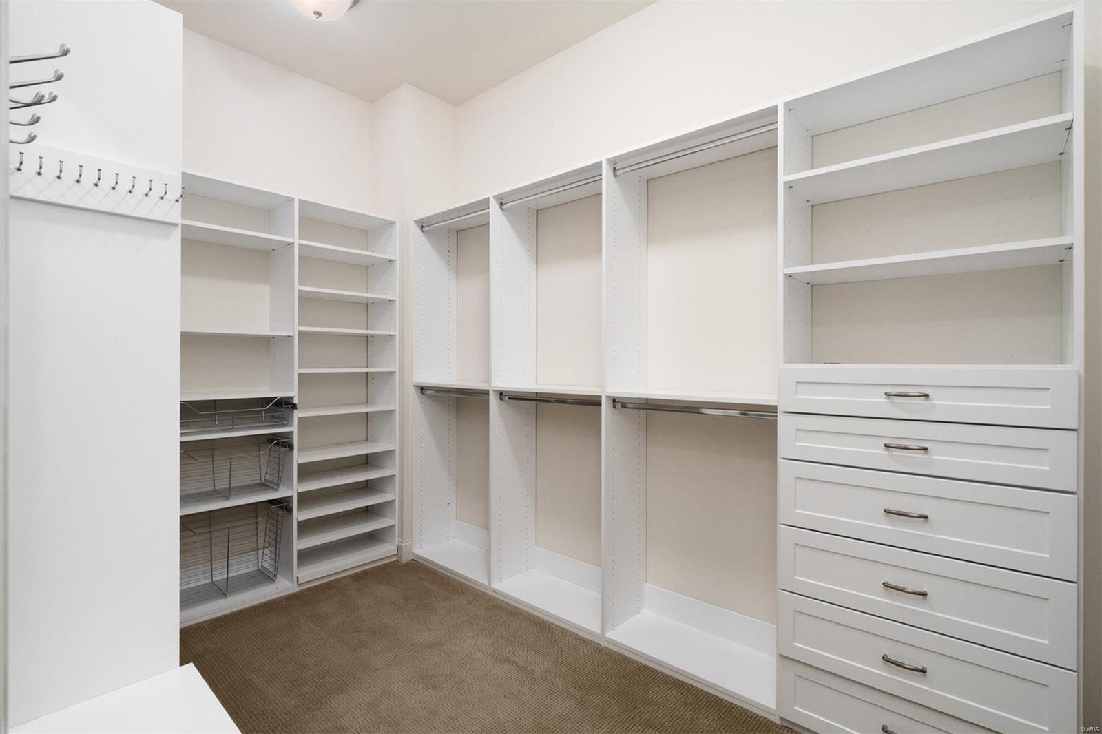 Enclave Bellerive Seven - Residential