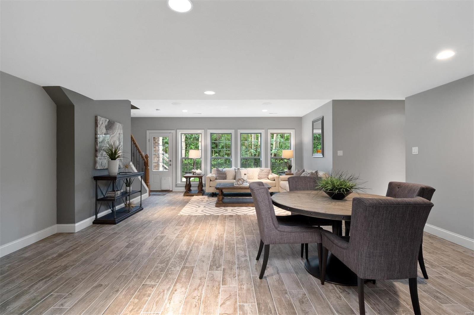 Enclave Bellerive Seven - Residential