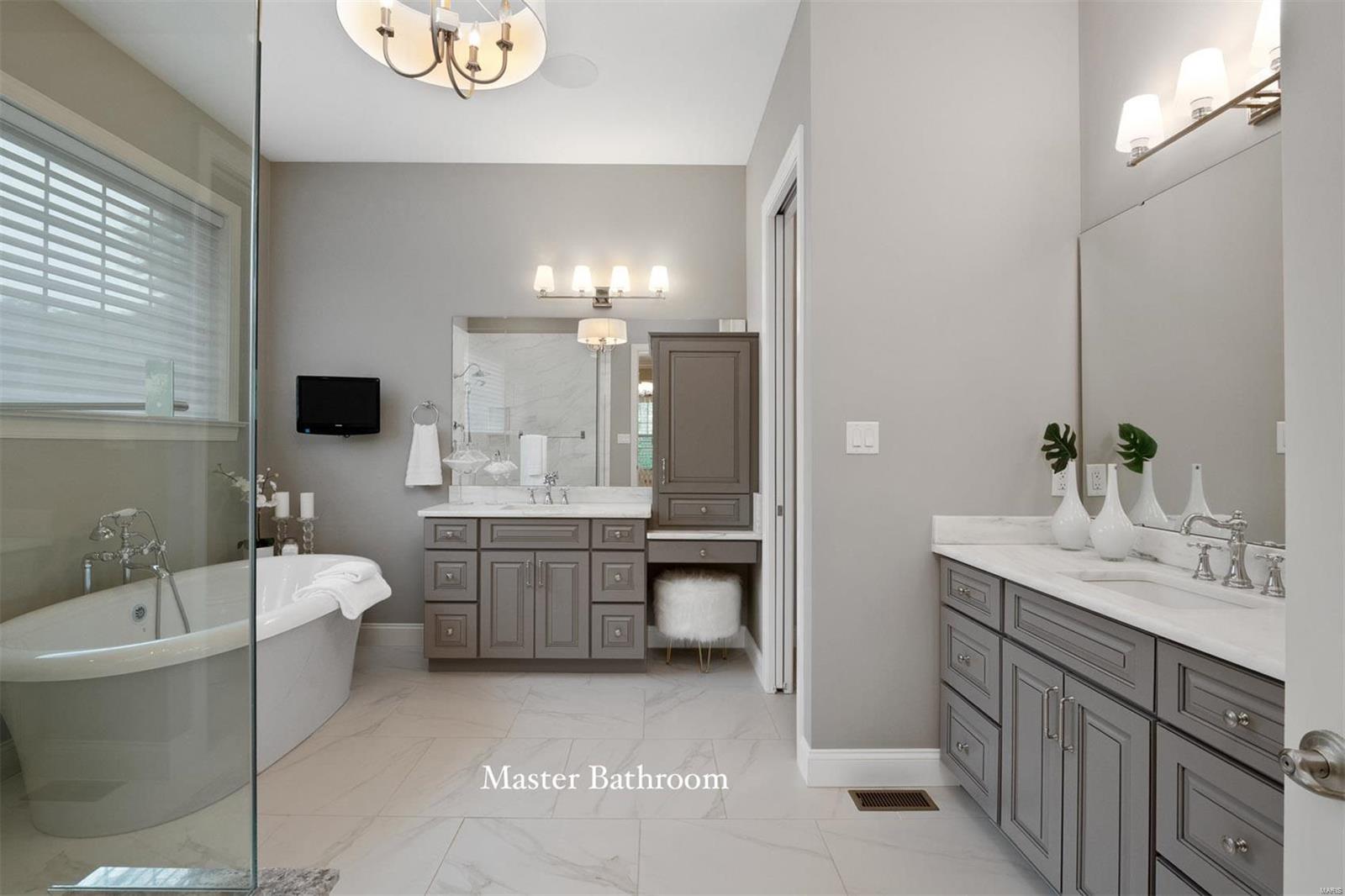 Enclave Bellerive Seven - Residential