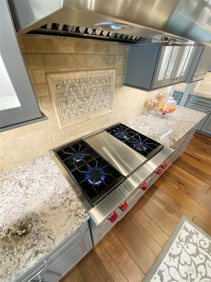 Enclave Bellerive Seven - Residential