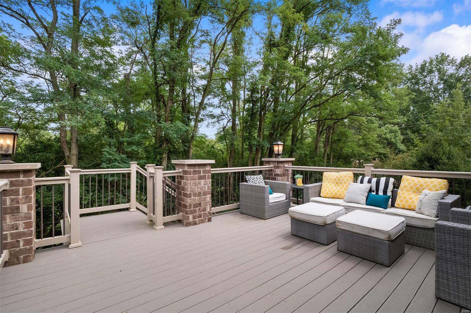 Enclave Bellerive Seven - Residential