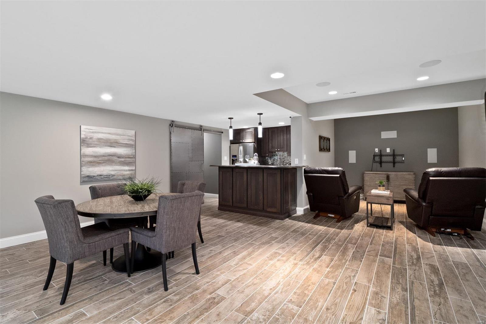 Enclave Bellerive Seven - Residential