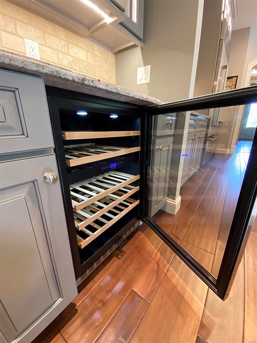 Enclave Bellerive Seven - Residential