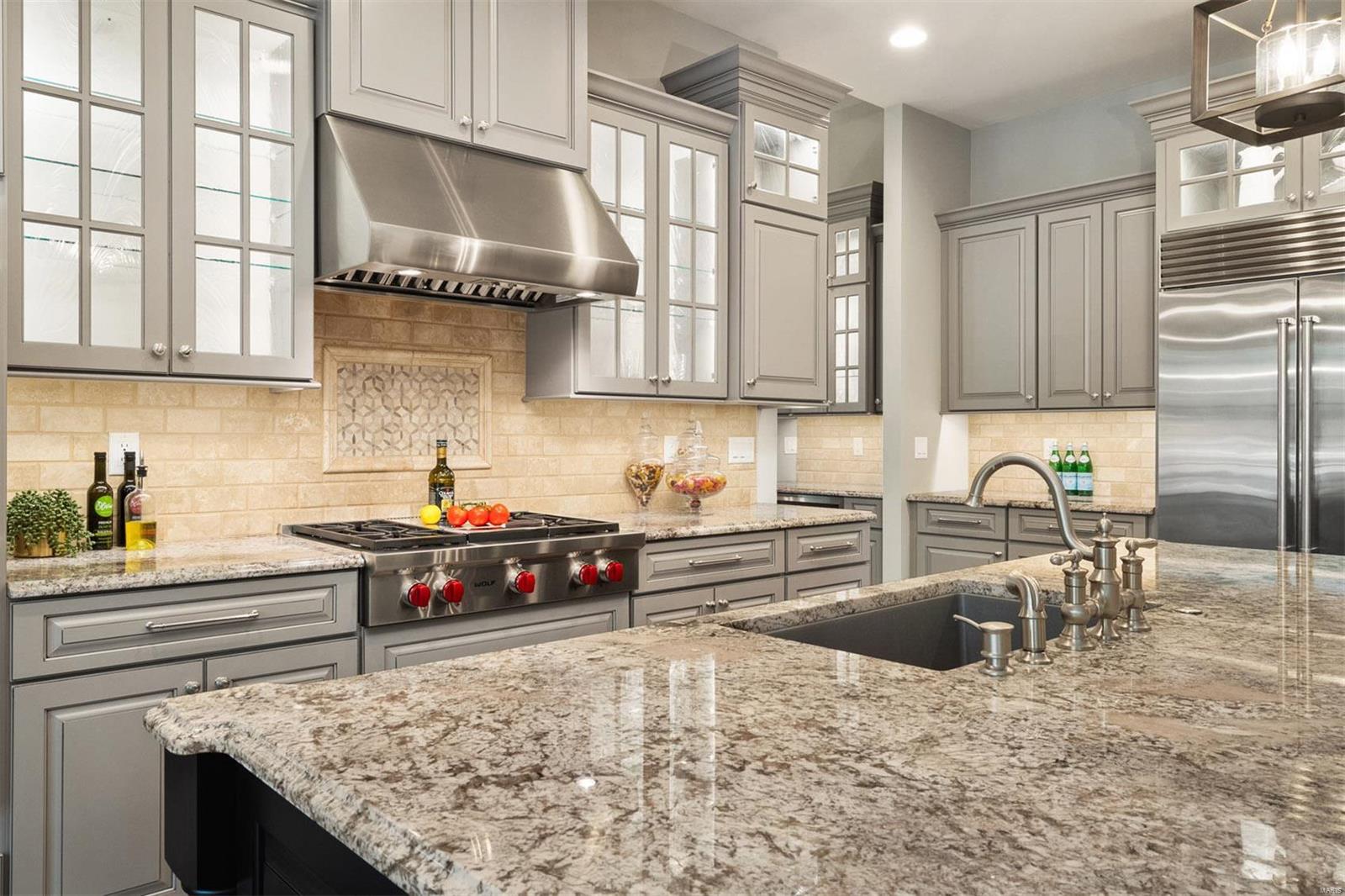 Enclave Bellerive Seven - Residential