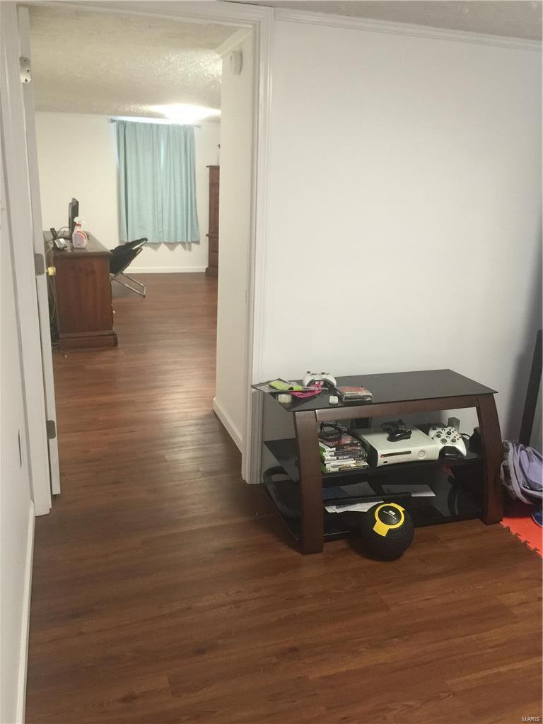 San Fernando Hills - Residential