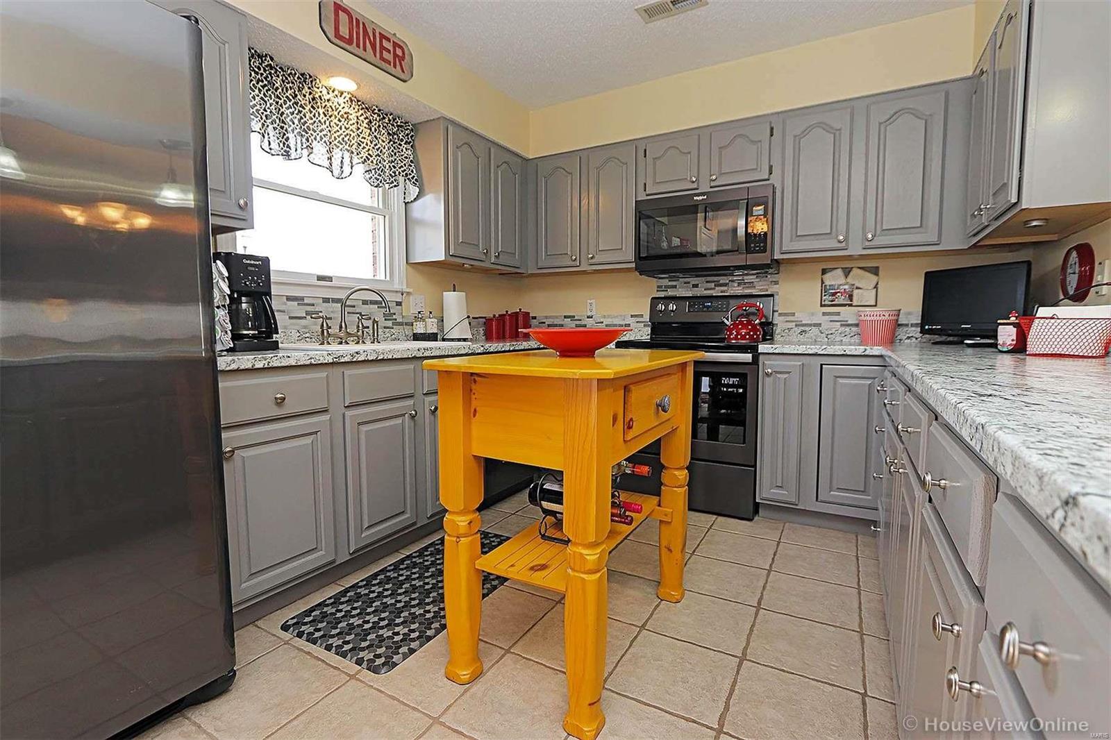 Summerfield Condos - Residential