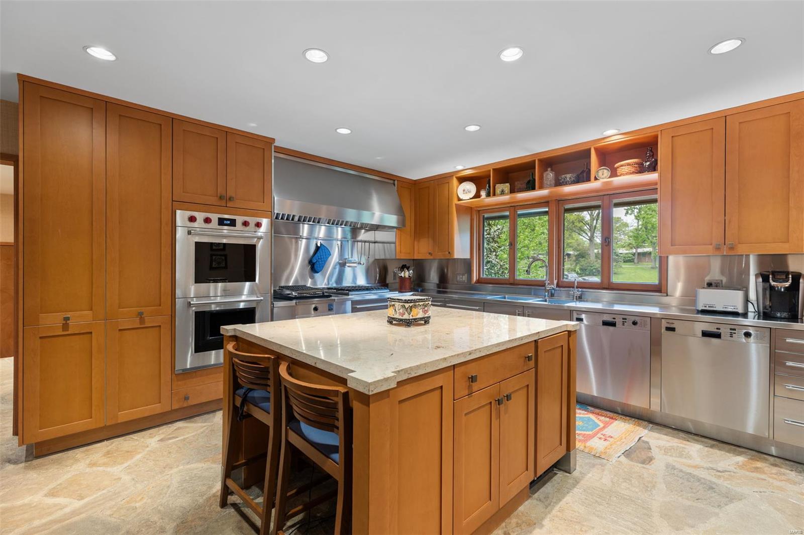 Country Estates Place - Residential