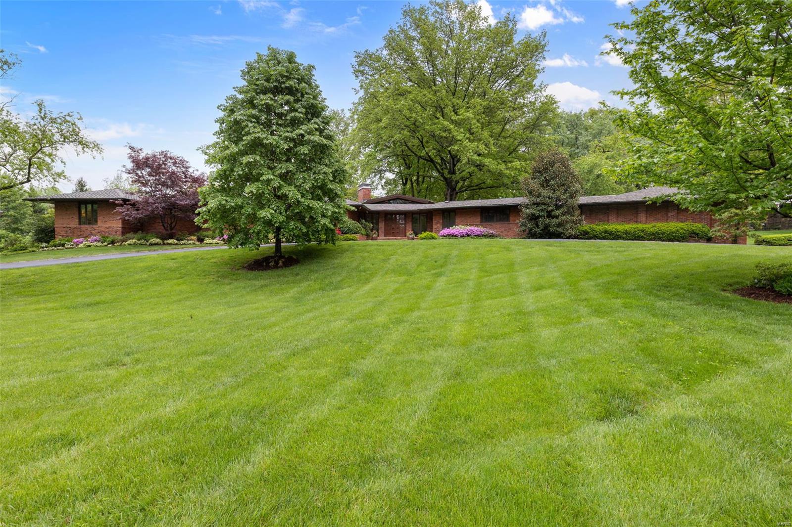 Country Estates Place - Residential