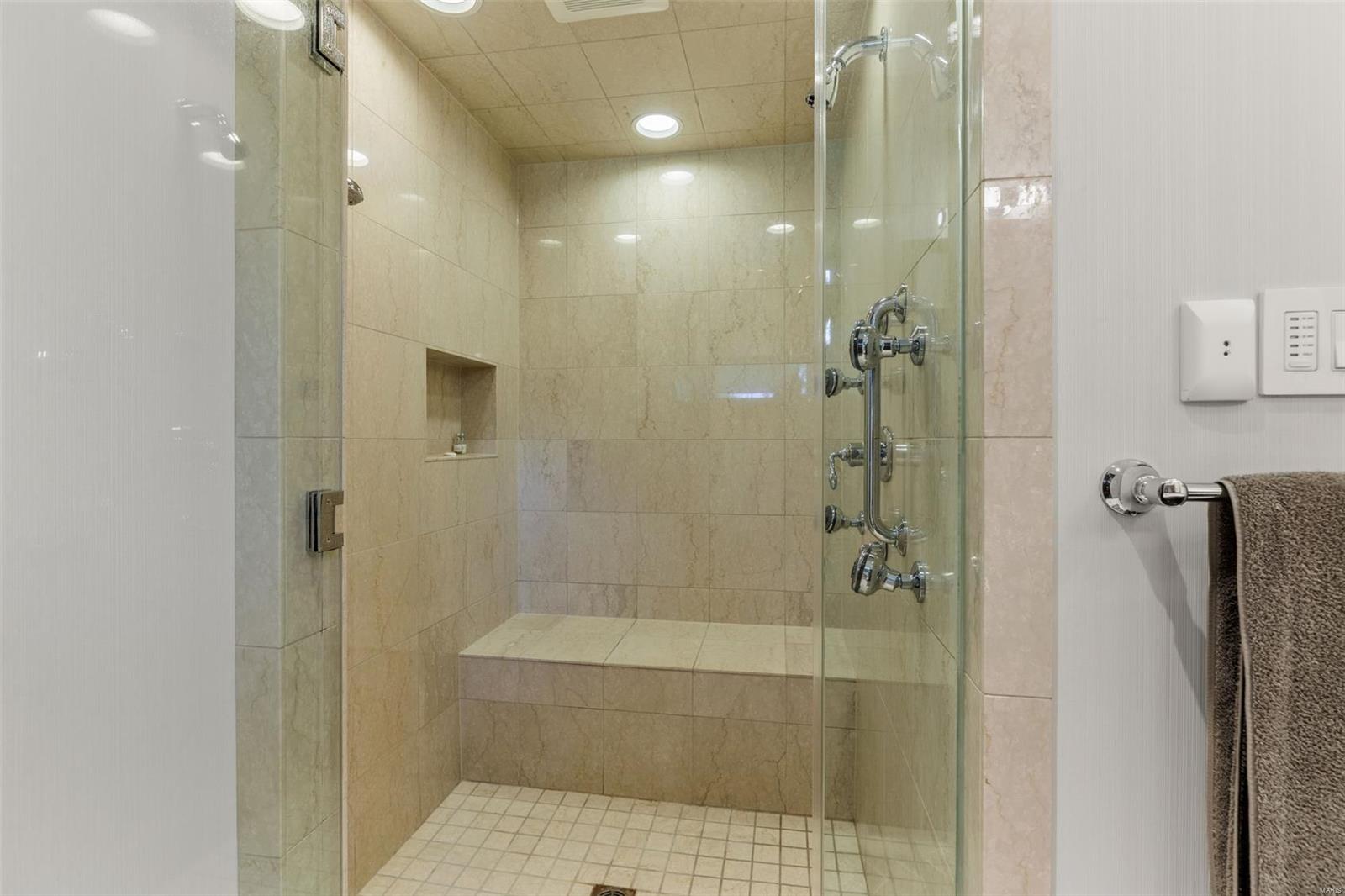 Country Estates Place - Residential