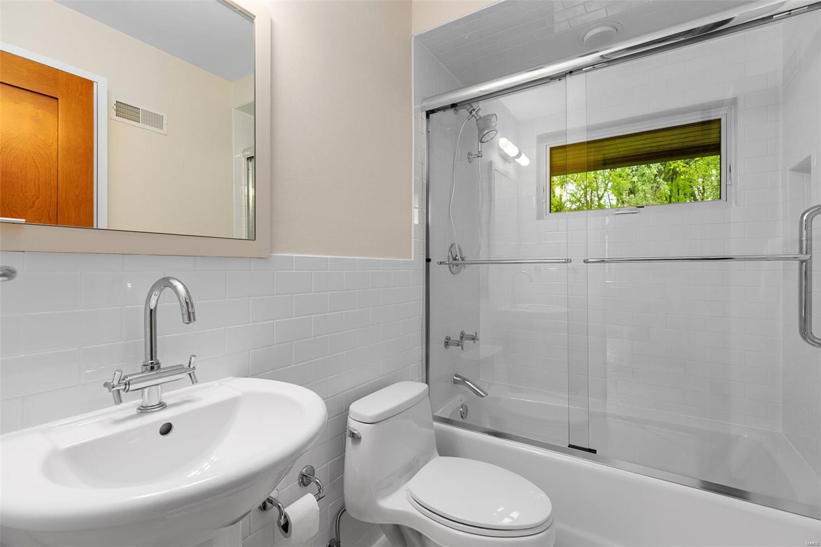 Country Estates Place - Residential