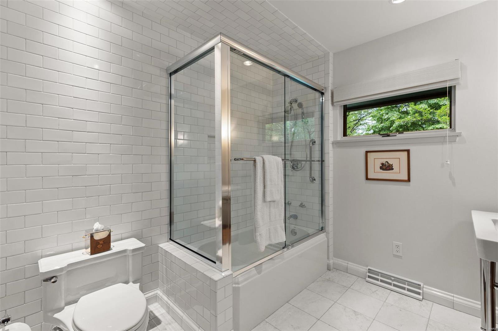 Country Estates Place - Residential