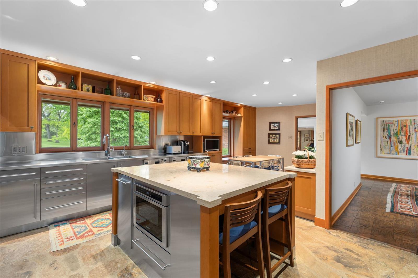 Country Estates Place - Residential