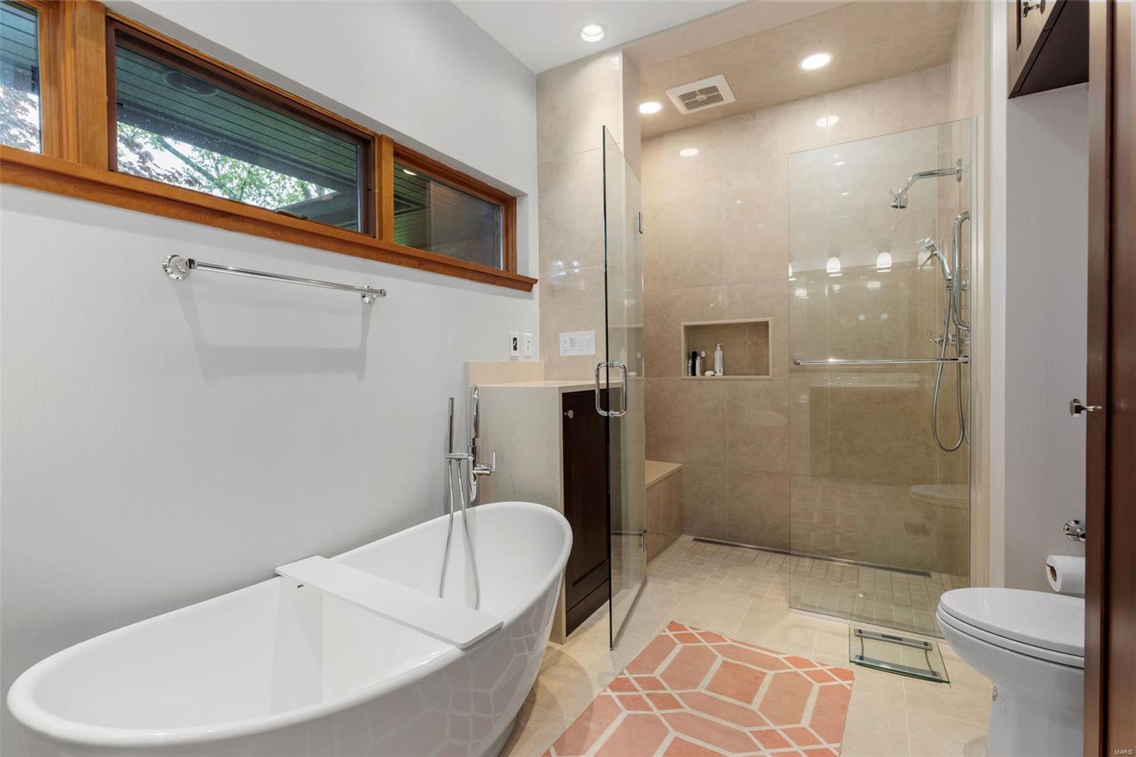 Country Estates Place - Residential