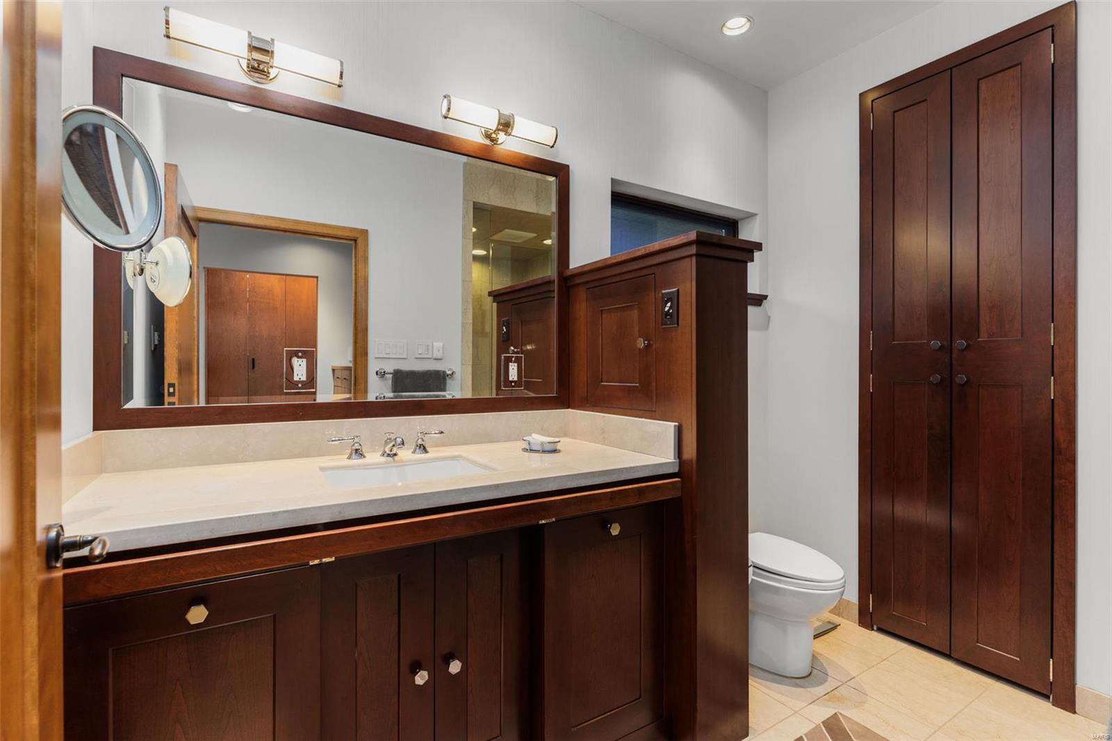 Country Estates Place - Residential