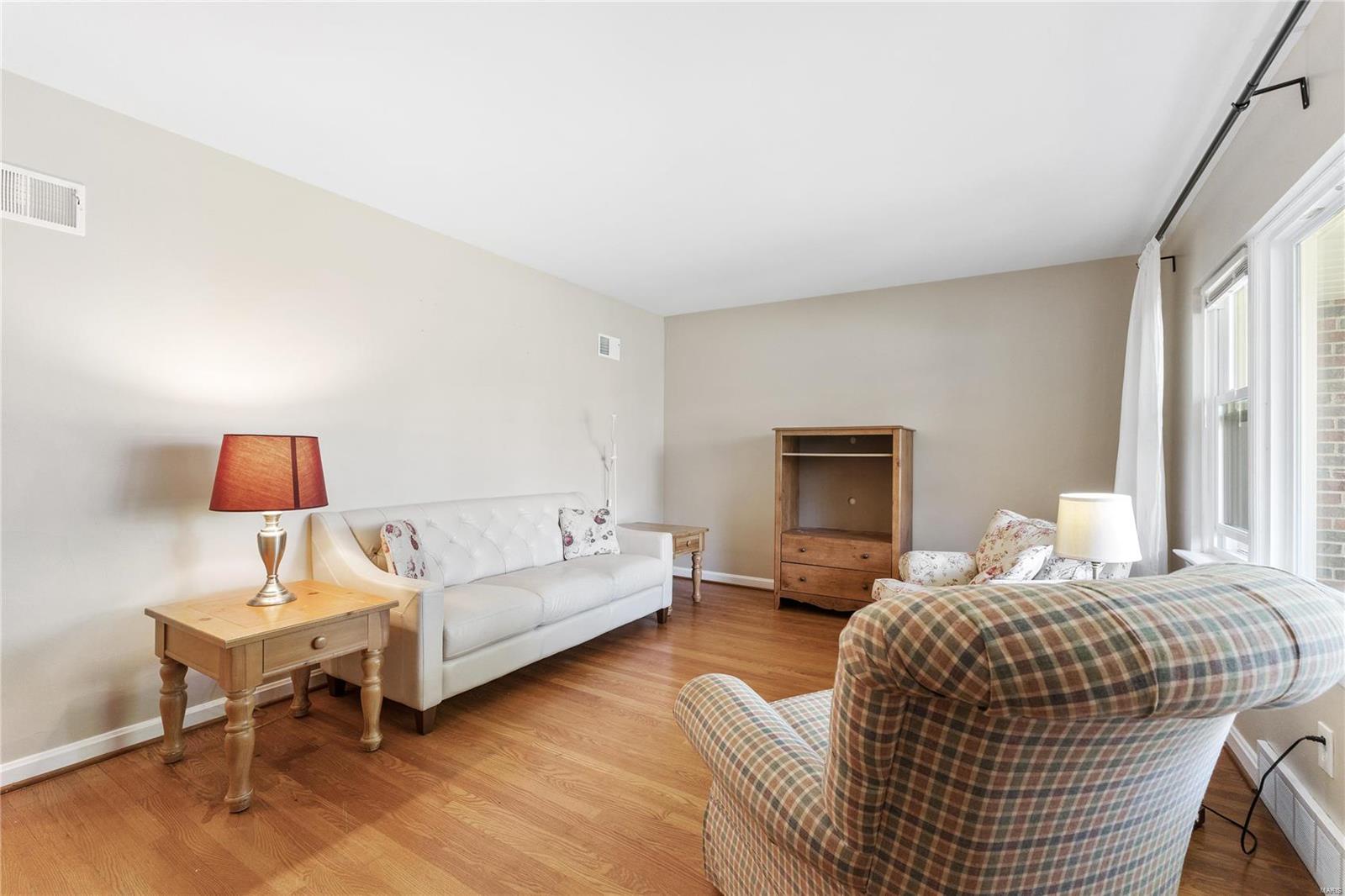 New Town Of St Ferdinand - Residential