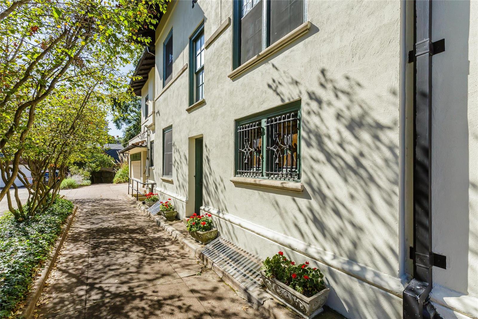 Kingsbury Place - Residential