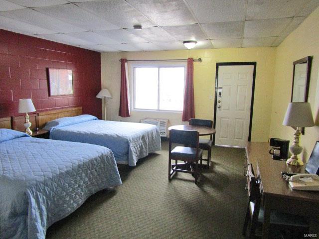 n/a - Commercial Sale