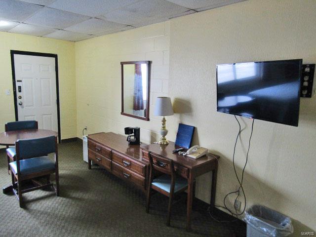 n/a - Commercial Sale