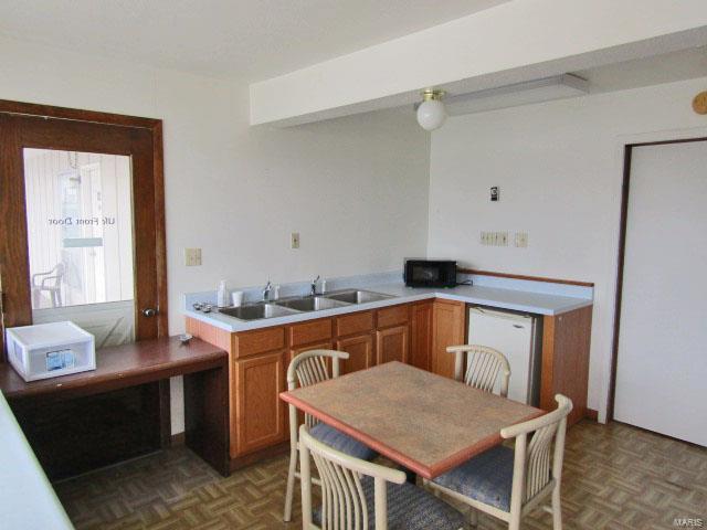 n/a - Commercial Sale