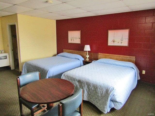 n/a - Commercial Sale