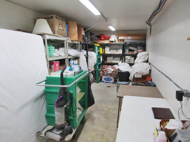 n/a - Commercial Sale