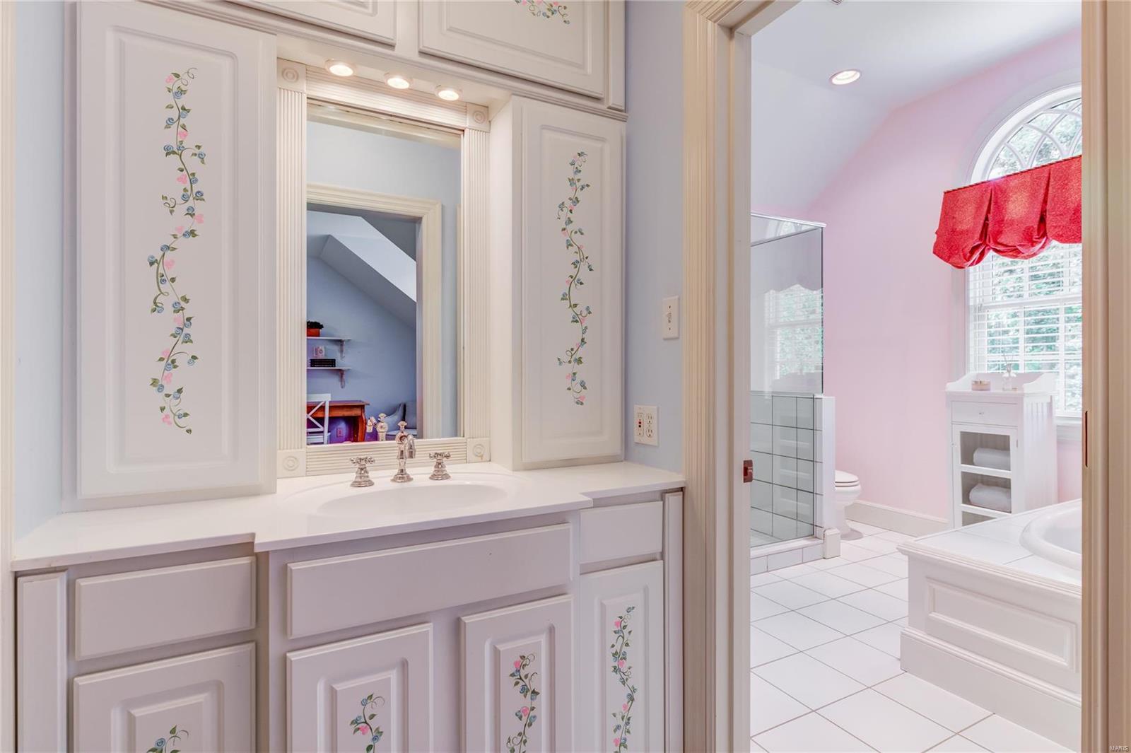 MEHL EDGEWOOD ADDITION LOT PT 5 - Residential