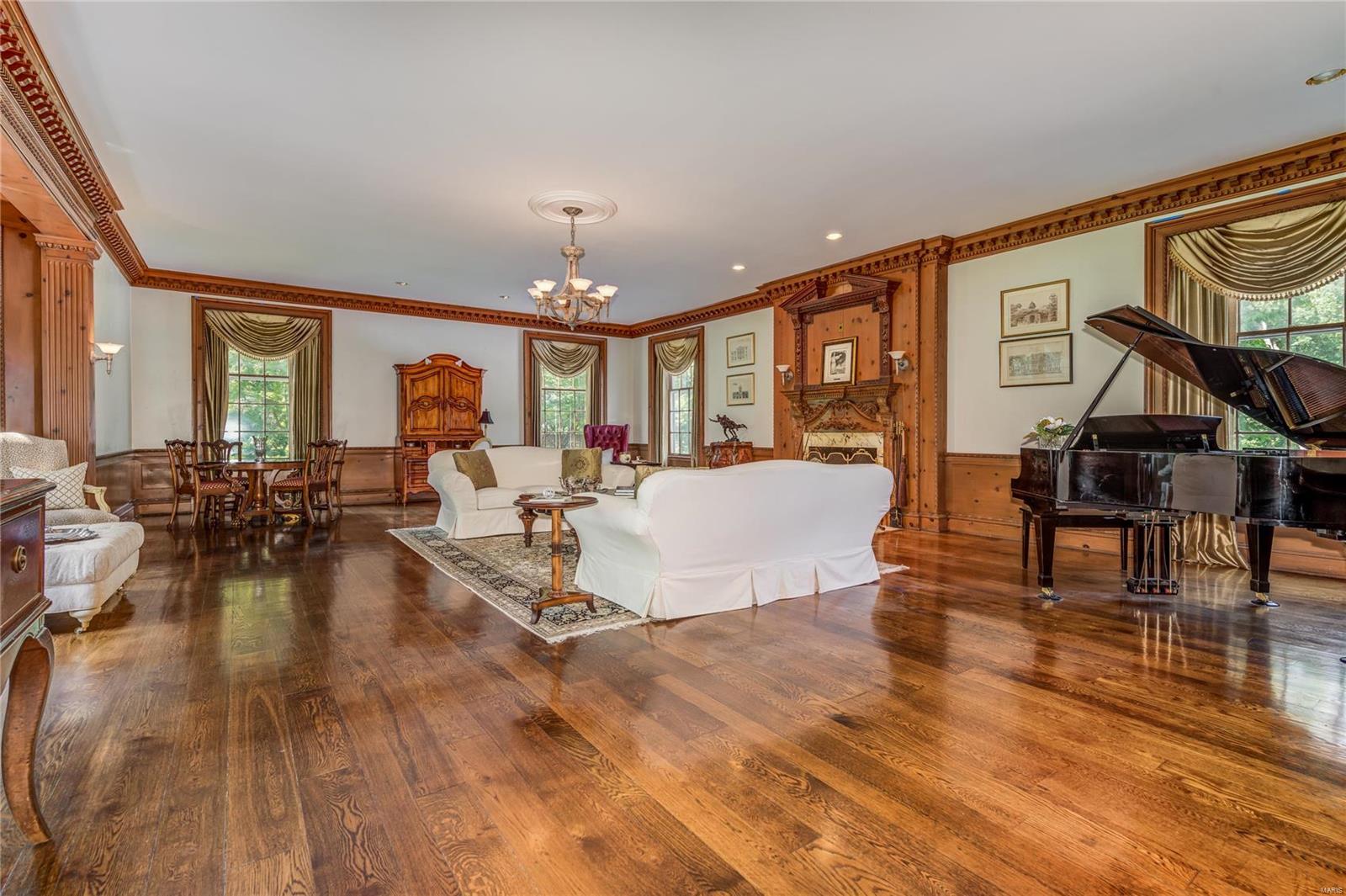 MEHL EDGEWOOD ADDITION LOT PT 5 - Residential