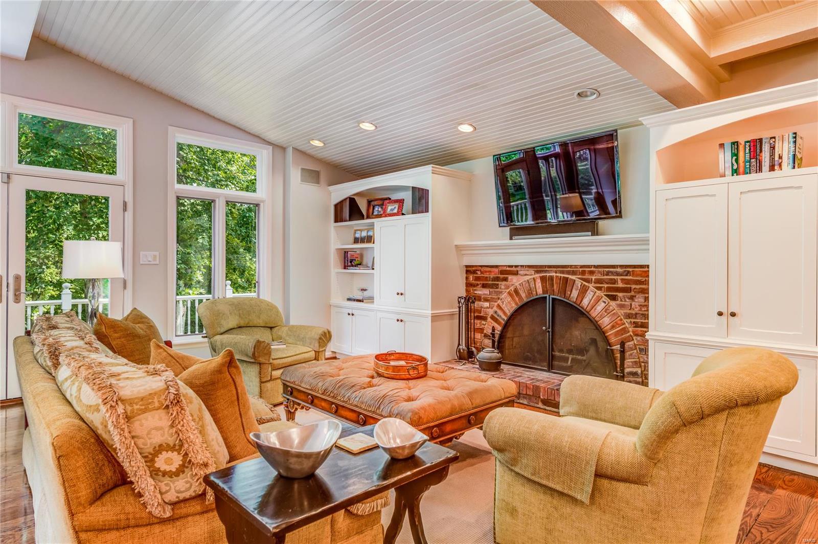 MEHL EDGEWOOD ADDITION LOT PT 5 - Residential