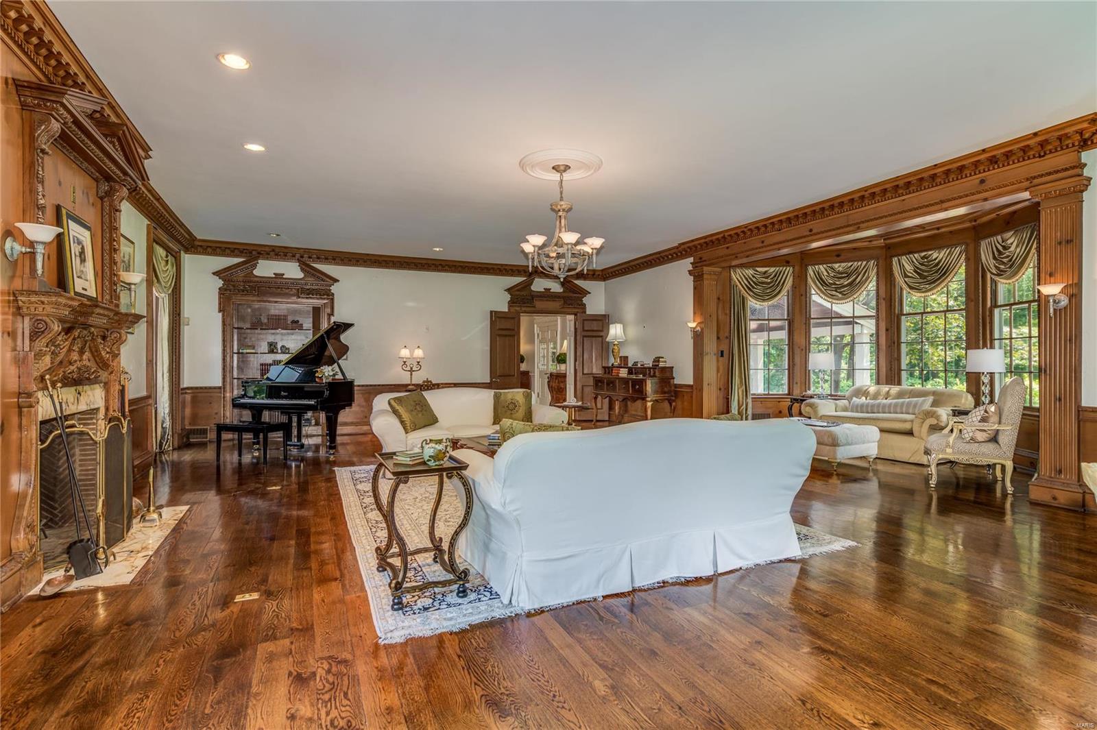 MEHL EDGEWOOD ADDITION LOT PT 5 - Residential