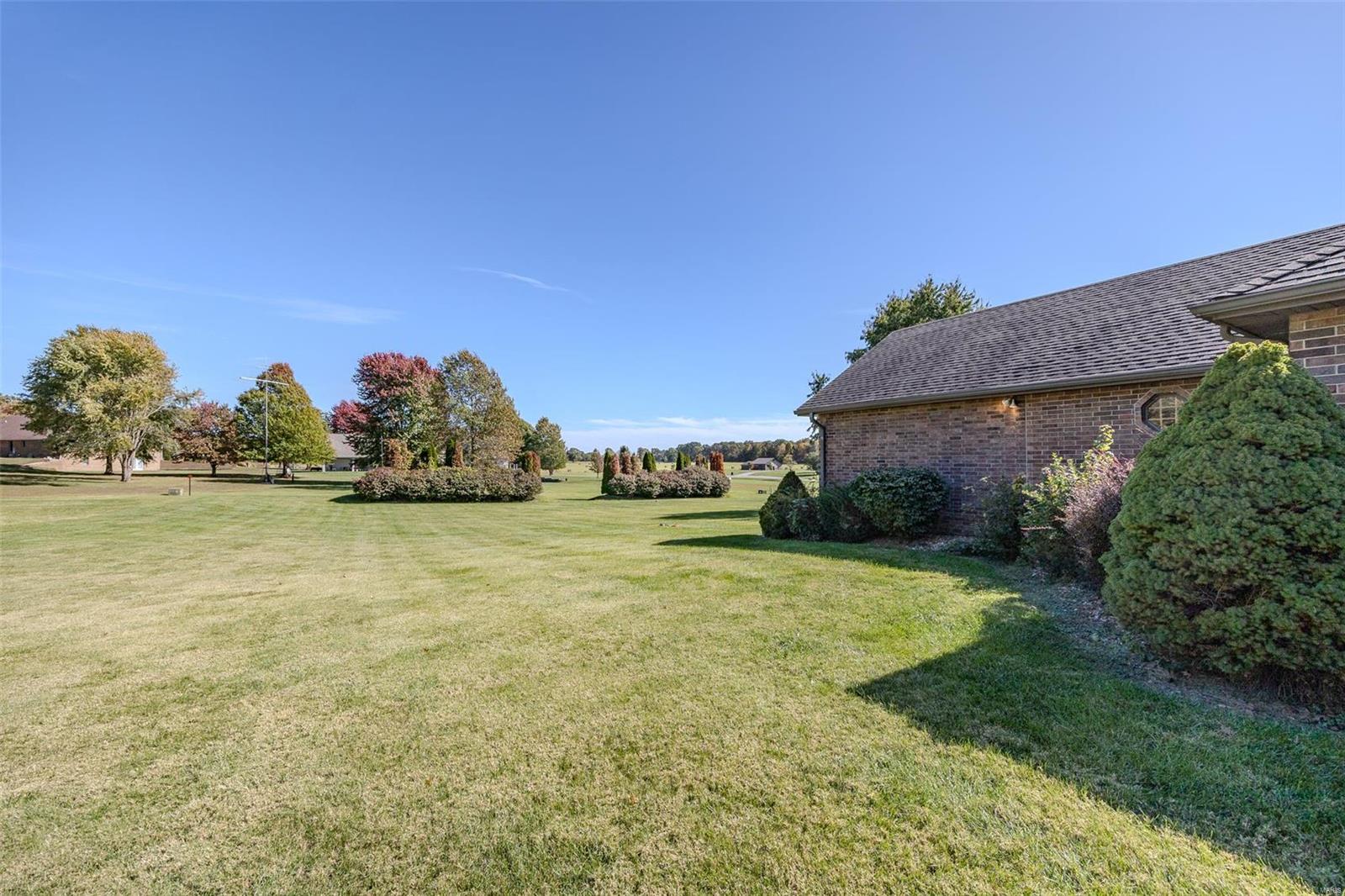 LAKEVIEW ESTATES - Residential