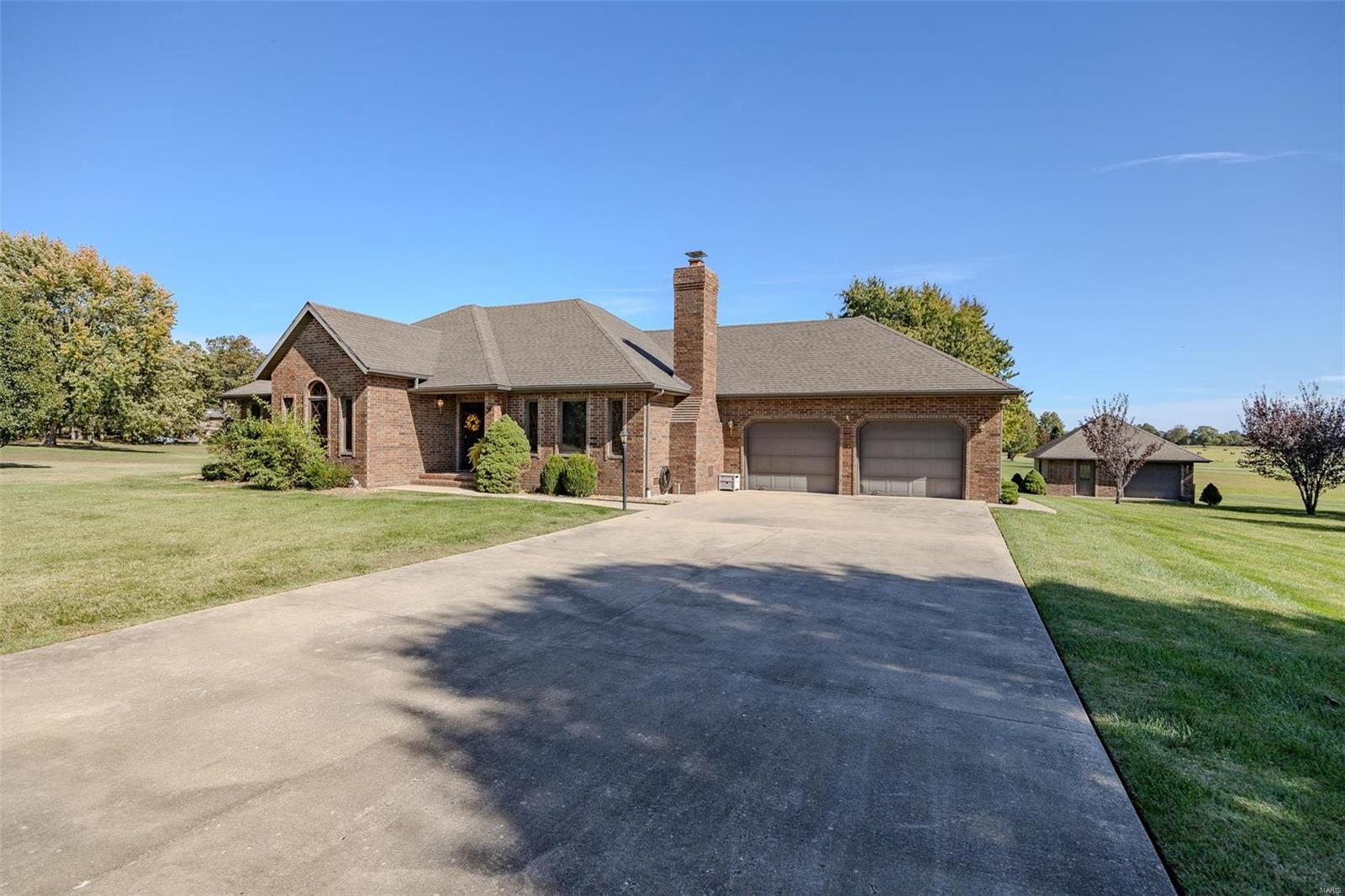 LAKEVIEW ESTATES - Residential