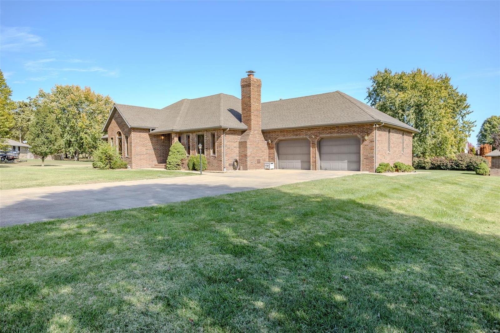 LAKEVIEW ESTATES - Residential